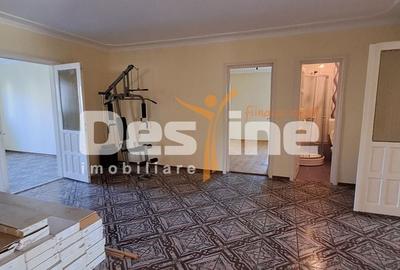 Casă cu 4 camere în Lunca Cetățuii