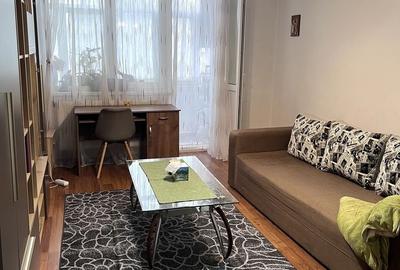 Apartament cu 2 camere decomandat în Narcisa