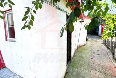 Casă individuală cu 3 camere cu Canalizare în Piața Centrală - 5