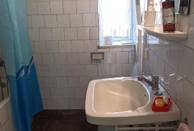 Casă cu 5 camere cu Teren 1550 Mp în Licuriciu - 6