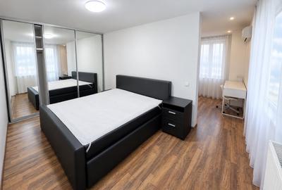 Apartament cu 2 camere semidecomandat, mobilat în Aradului
