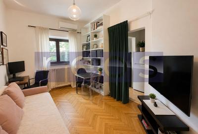 Apartament cu 2 camere semidecomandat, mobilat în P-ța Victoriei