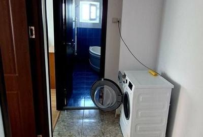 Apartament cu 3 camere decomandat în Găvana
