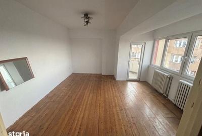 Apartament cu 2 camere decomandat în Mărăști