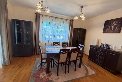 Casă individuală cu 4 camere cu Teren 327 Mp în Cetate