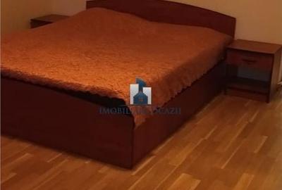 Garsonieră semidecomandată în Apărătorii Patriei