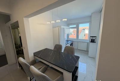 Apartament cu 2 camere decomandat în 15 Noiembrie - 4