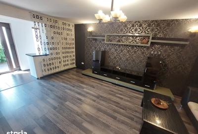 Casă cu 5 camere cu Teren 743 Mp în Central