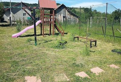 Teren de 5000 mp, în Central - 10