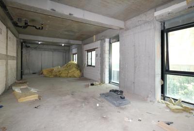 Spațiu comercial, de 246 mp, în Pipera - 11