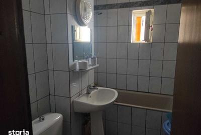 Apartament cu 3 camere decomandat în Central - 4