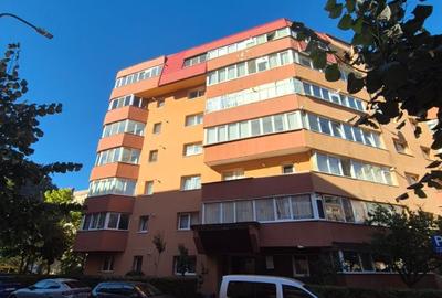 Apartament cu 2 camere decomandat în Răcădău