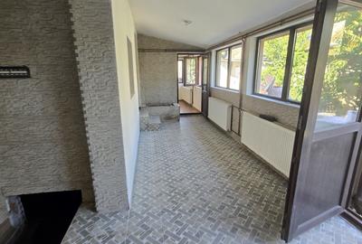 Casă cu 2 camere în Tărtășești - 11