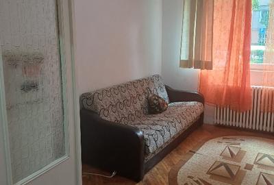 Garsonieră nedecomandată în Tractorul - 2