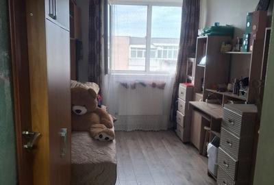 Apartament cu 3 camere semidecomandat în Exterior Vest - 13