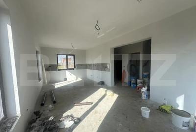 Casă cu 4 camere cu Teren 502 Mp în Titulescu