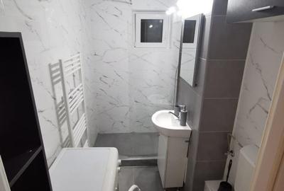 Garsonieră decomandată în Central - 1