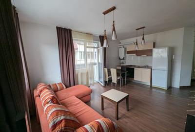 Apartament cu 2 camere semidecomandat, mobilat în Florești