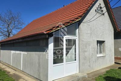 Casă individuală cu 4 camere cu Canalizare în Central - 9