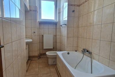 Apartament cu 3 camere semidecomandat în Ultracentral - 5