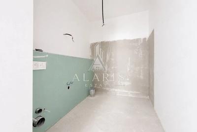 Apartament cu 3 camere semidecomandat în Torontalului