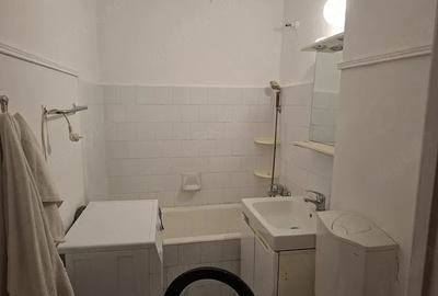 Garsonieră semidecomandată în Titan
