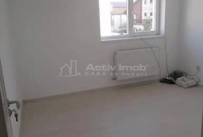 Casă cu 4 camere cu Teren 210 Mp în Prelungirea Ghencea