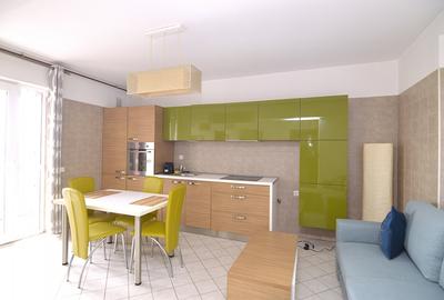 Apartament cu 2 camere semidecomandat, mobilat în Decebal - 6