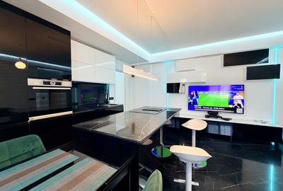 Apartament cu 3 camere semidecomandat, mobilat în 13 Septembrie