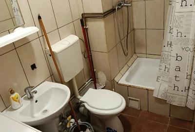 Garsonieră decomandată în Complex Studențesc