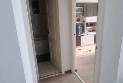 Apartament cu 3 camere semidecomandat în Prisăcani - 4