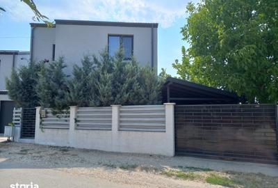 Casă cu 4 camere cu Teren 250 Mp în Corbeanca