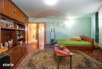 Casă cu 4 camere cu Teren 60 Mp în Bartolomeu