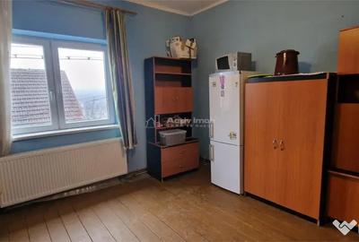Casă cu 6 camere cu Teren 500 Mp în Muncitoresc - 3