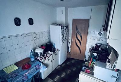 Apartament cu 3 camere semidecomandat în Central - 7