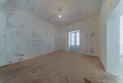 Apartament cu 4 camere semidecomandat în Central - 6