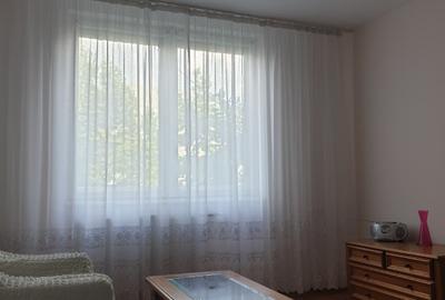 Apartament cu 2 camere semidecomandat în Gara de Nord