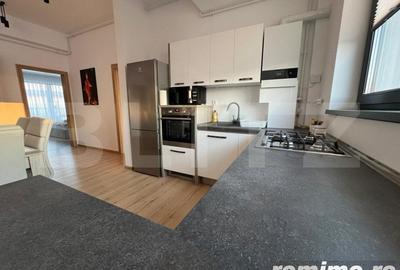 Apartament cu 3 camere semidecomandat în Cetate - 6