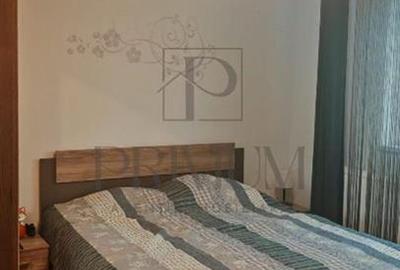 Apartament cu 3 camere decomandat, mobilat în Girocului