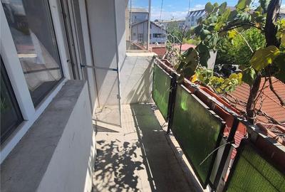 Apartament cu 4 camere semidecomandat în Central - 9