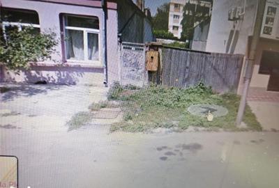 Teren de 247 mp, în Central