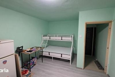 Garsonieră în Gara de Nord