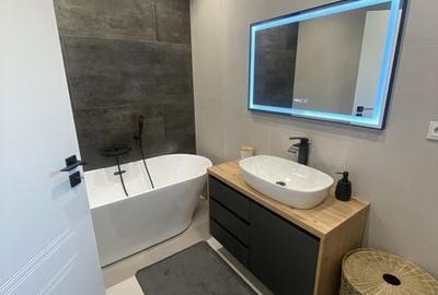 Casă cu 4 camere cu Teren 140 Mp în Central - 8
