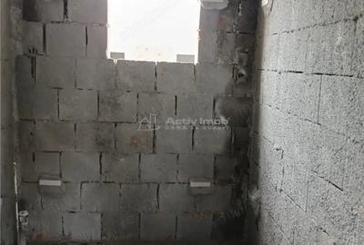 Casă cu 3 camere cu Teren 365 Mp în Mihăilești - 1