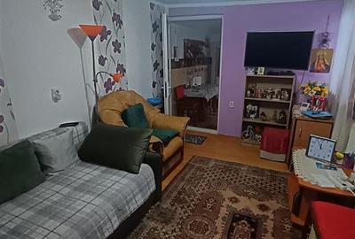 Casă individuală cu 3 camere cu Canalizare în Central - 7