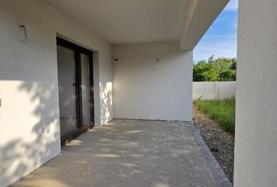 Casă cu 2 camere cu Teren 450 Mp în Cetate - 8
