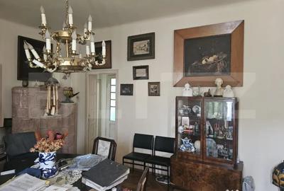 Casă cu 4 camere cu Teren 372 Mp în Central - 10