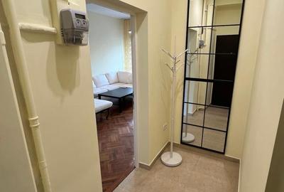 Apartament cu 2 camere semidecomandat, mobilat în P-ța Universității - 10
