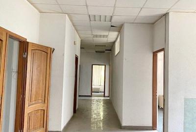 Spațiu comercial, de 1,006 mp, în Unirii - 4