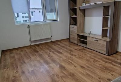 Apartament cu 2 camere semidecomandat în Micro 19 - 1
